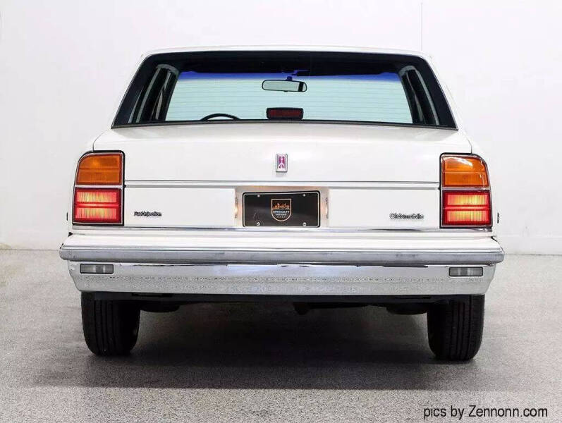 1987 Oldsmobile Delta Eighty-Eight Royale