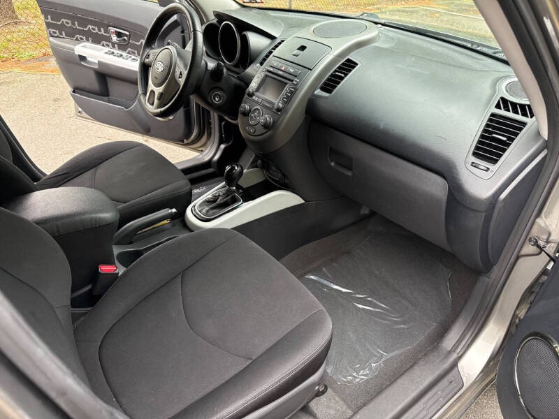 2012 Kia Soul +