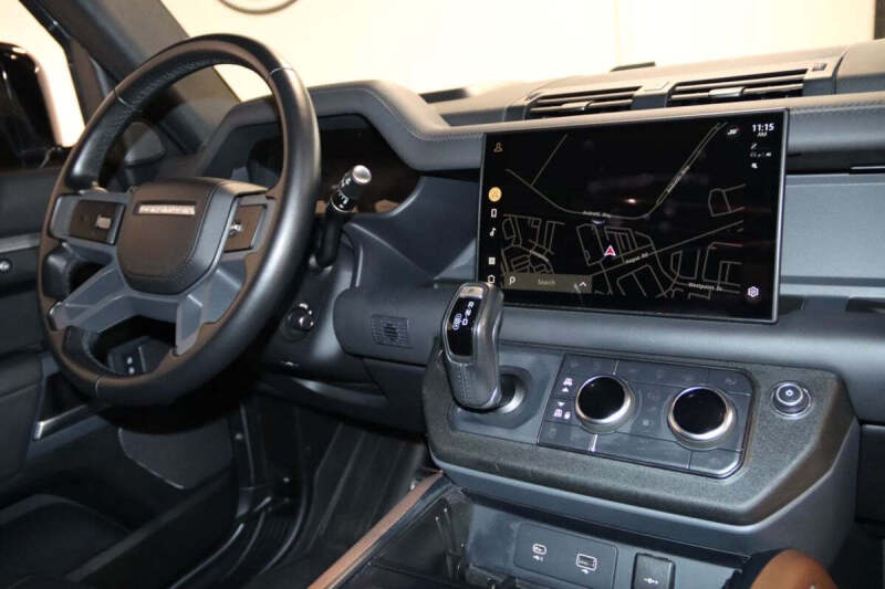 2023 Land Rover Defender 90 X