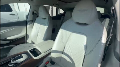 2021 Aston Martin DBX