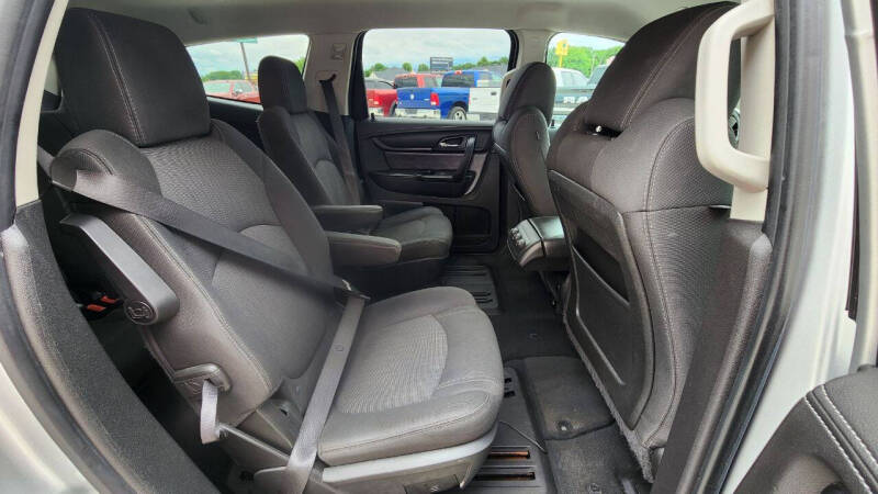 2017 Chevrolet Traverse LT