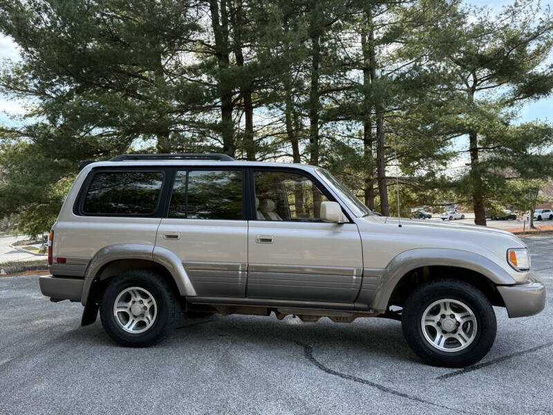 1997 Lexus LX 450 photo 12