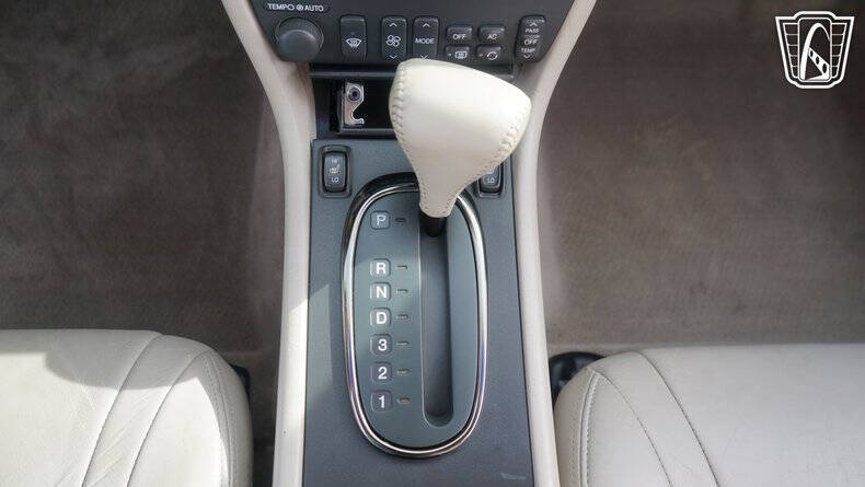 2001 Cadillac Eldorado ESC