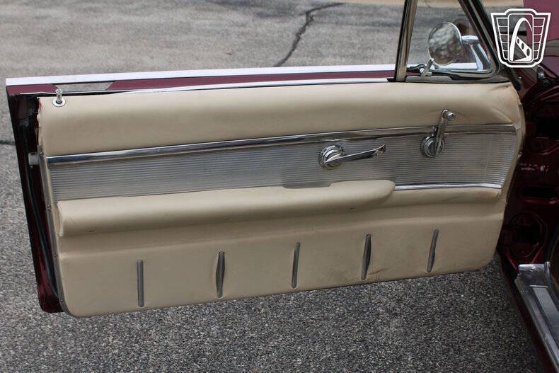 1962 Ford Thunderbird