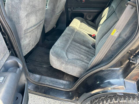 2002 Chevrolet Blazer LS