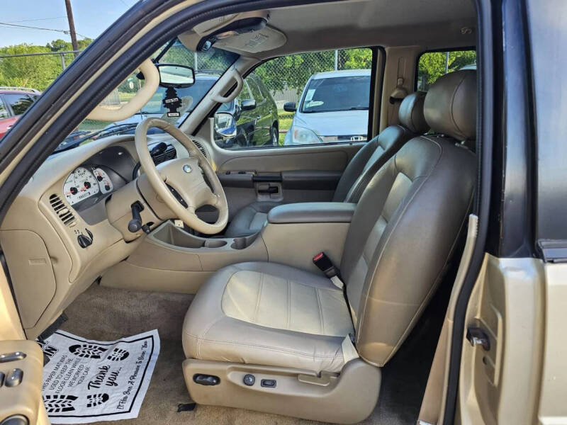 2003 Ford Explorer Sport