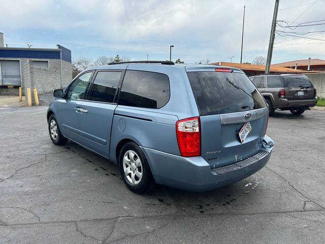2006 Kia Sedona LX