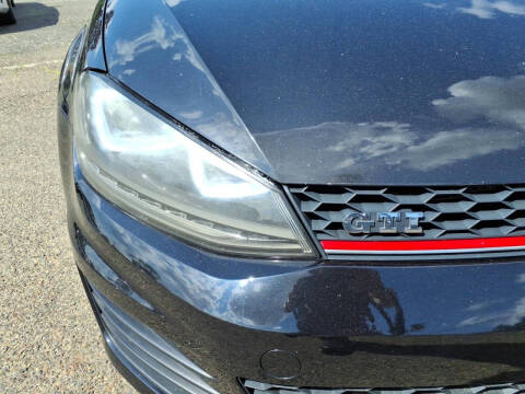 2015 Volkswagen Golf GTI SE