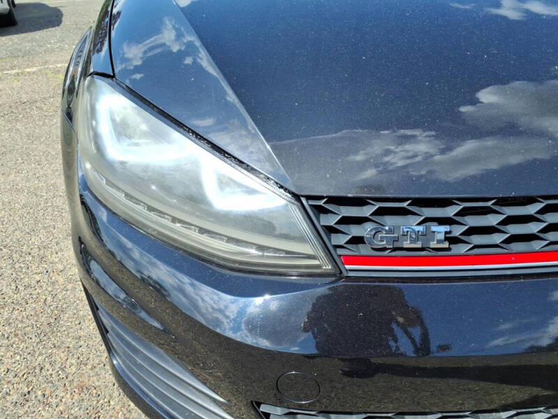 2015 Volkswagen Golf GTI SE
