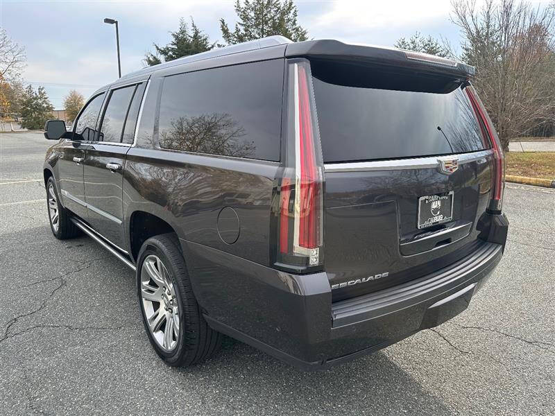 2017 Cadillac Escalade ESV Premium Luxury