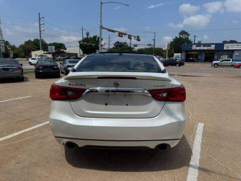 2017 Nissan Maxima Platinum