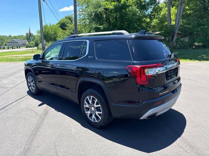 2022 GMC Acadia SLT