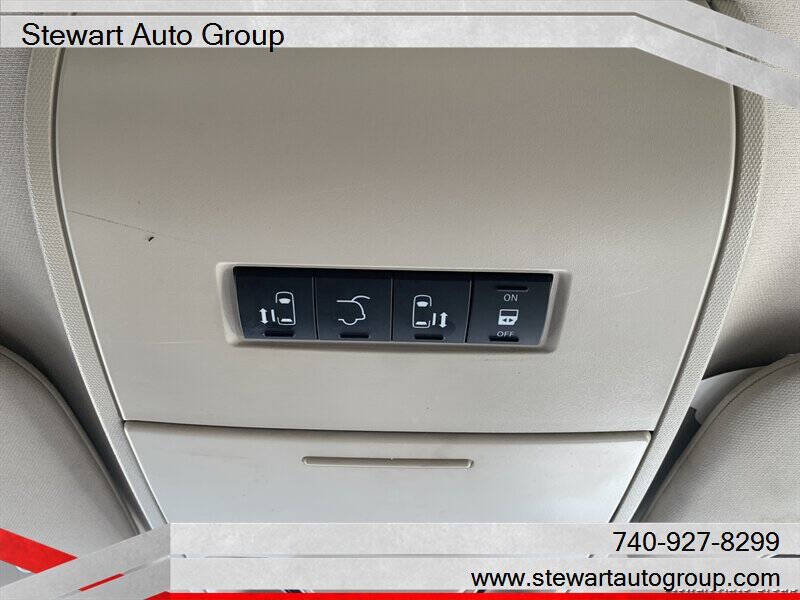 2014 Chrysler Town and Country Touring