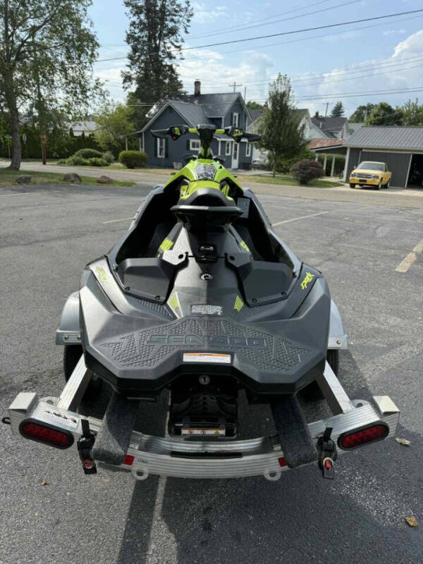 2023 Sea-Doo SPARK 3UP TRIXX