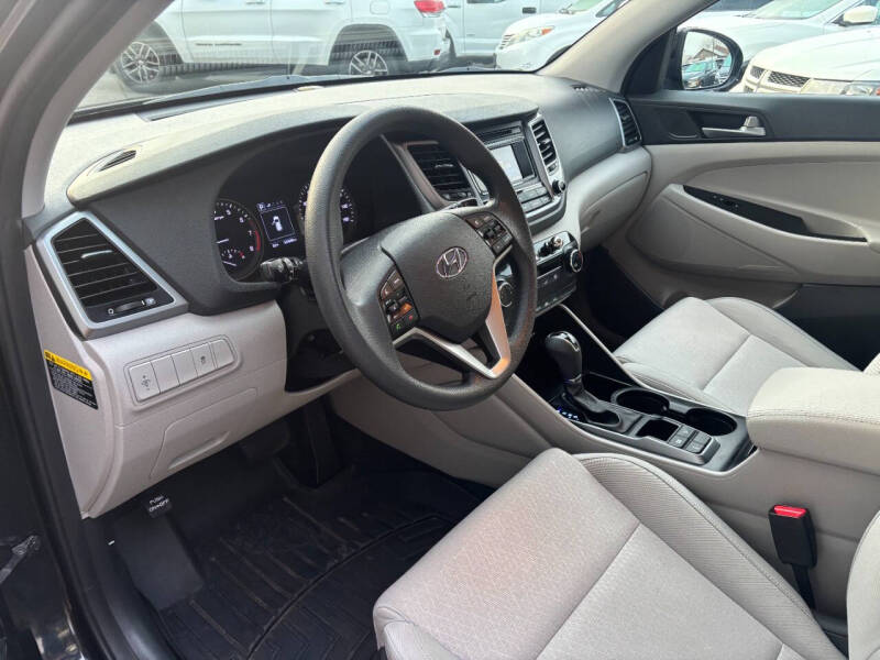 2017 Hyundai Tucson SE