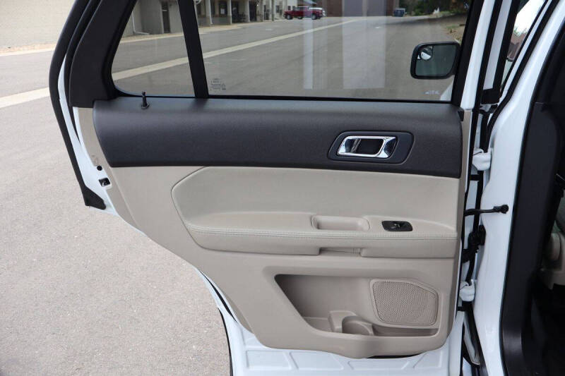 2015 Ford Explorer