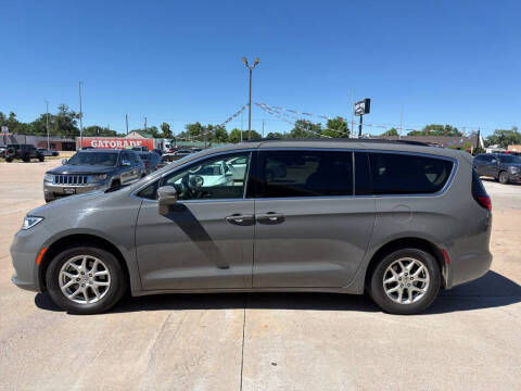 2022 Chrysler Pacifica Touring L