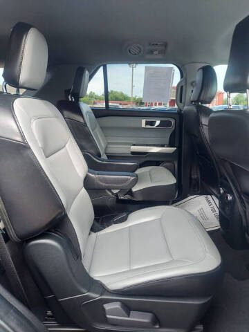 2021 Ford Explorer XLT