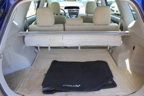 2012 Toyota Prius v Three