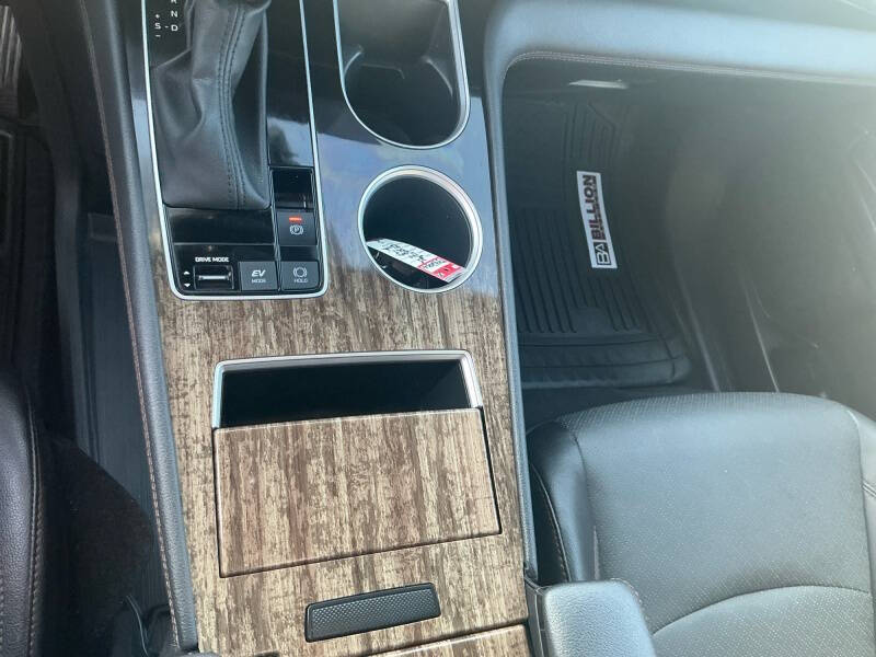 2025 Toyota Sienna Platinum 7-Passenger