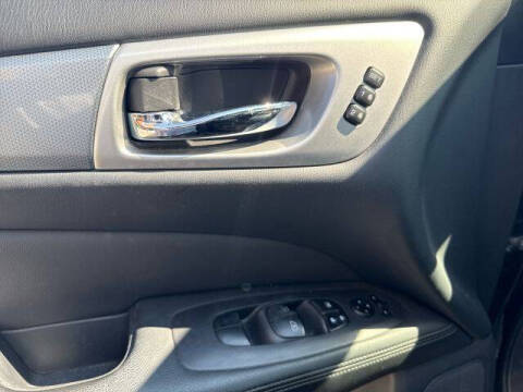 2018 Nissan Pathfinder SL