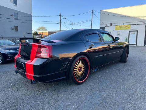 2006 Dodge Charger SRT-8