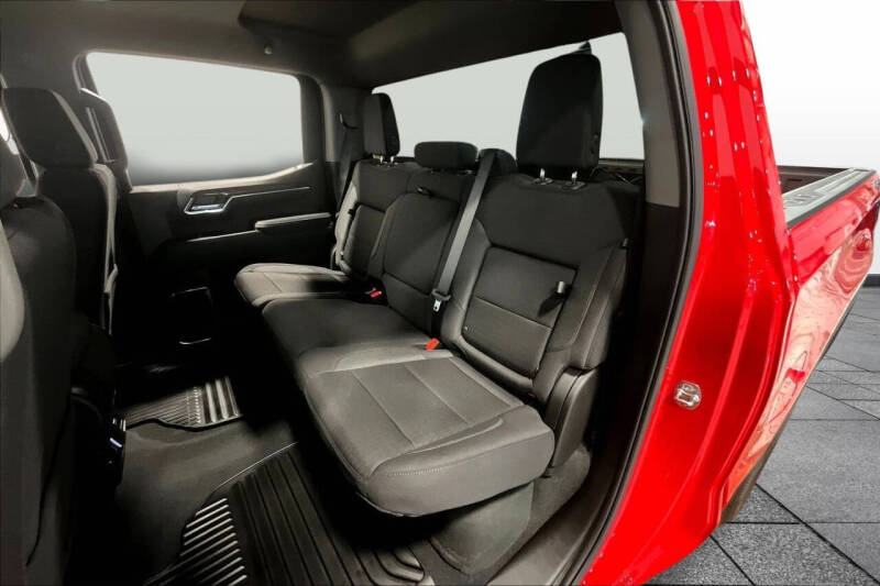2026 GMC Sierra 1500 Elevation Standard