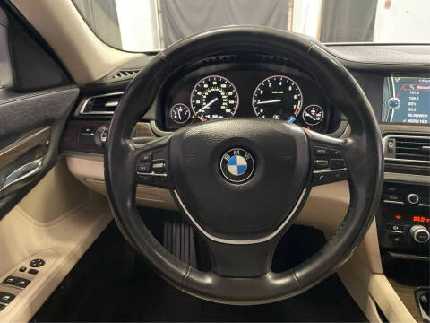 2012 BMW 7 Series 740i