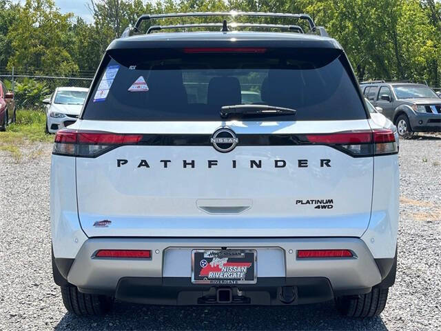 2025 Nissan Pathfinder Platinum