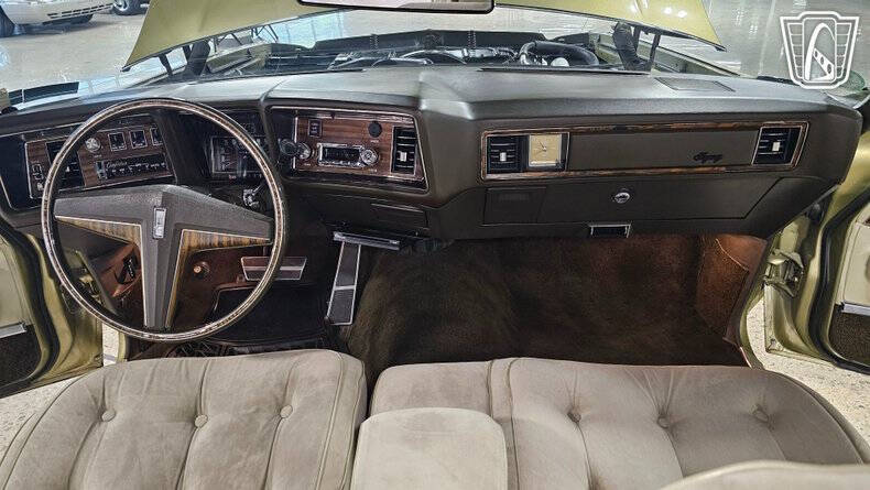 1972 Oldsmobile Ninety-Eight