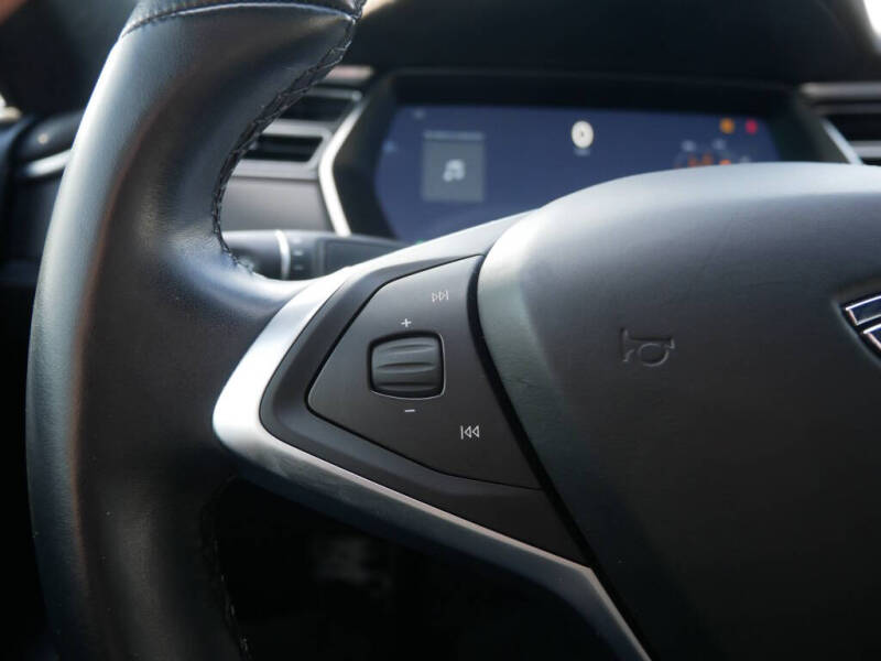 2017 Tesla Model S 75D