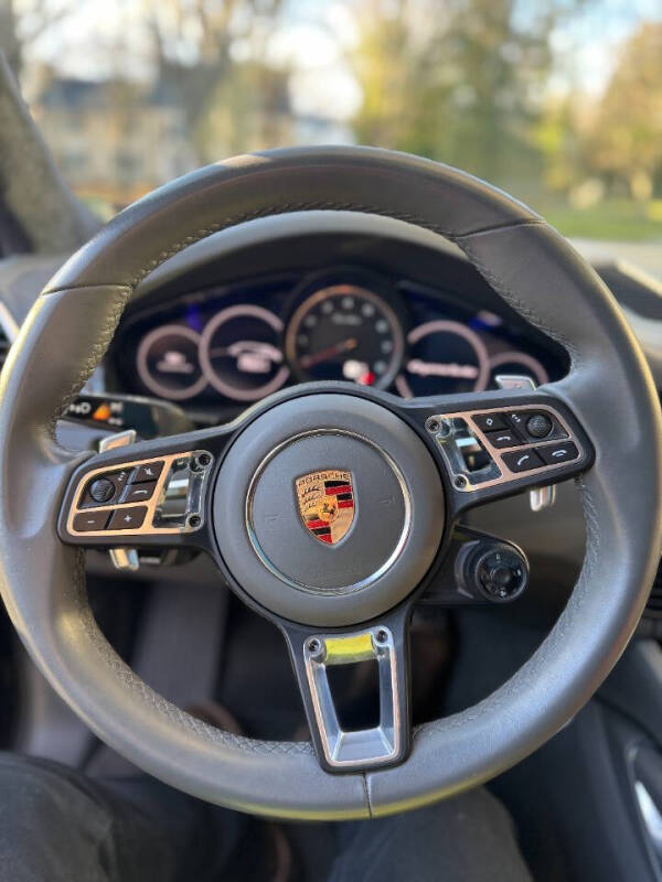 Image 10 of 2020 Porsche Cayenne Turbo Coupe