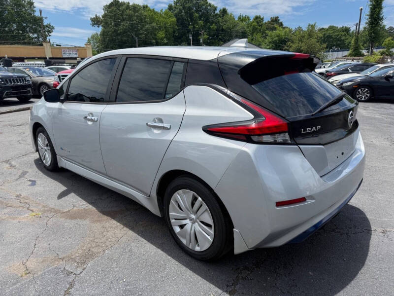 2018 Nissan LEAF SV