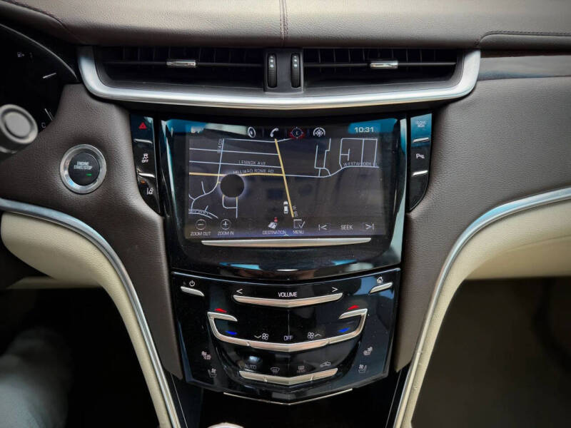 2013 Cadillac XTS Luxury Collection