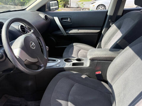 2014 Nissan Rogue Select S