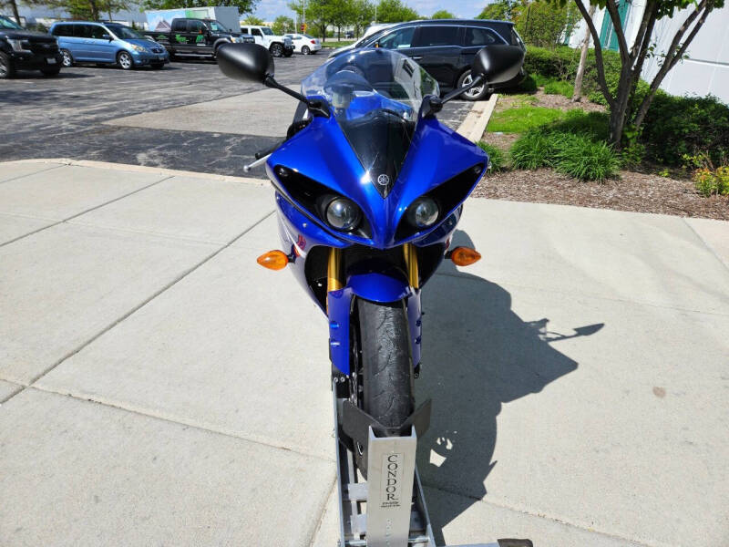 2011 Yamaha YZF-R1