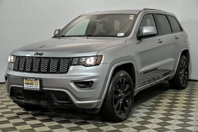 2017 Jeep Grand Cherokee Altitude