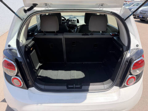 2016 Chevrolet Sonic LS Auto