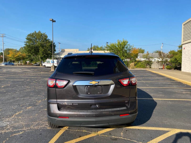 2017 Chevrolet Traverse LT
