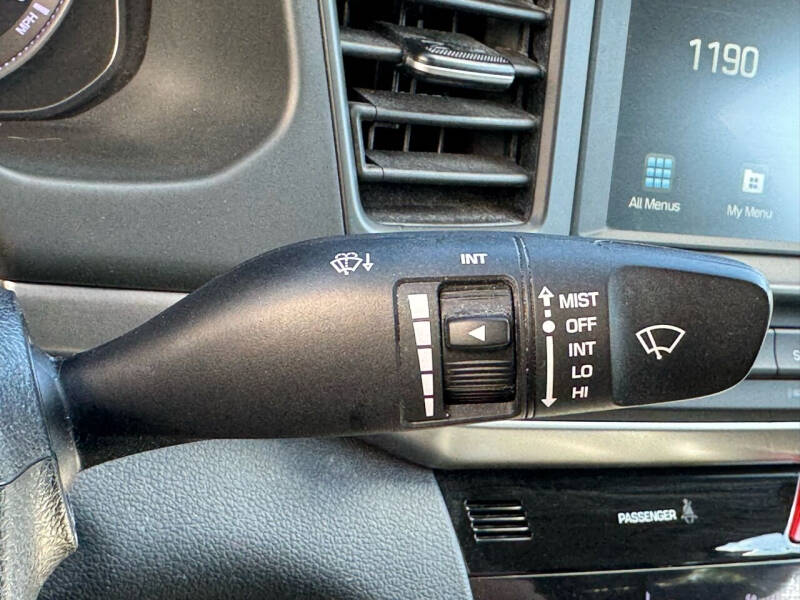 2020 Hyundai Elantra Limited