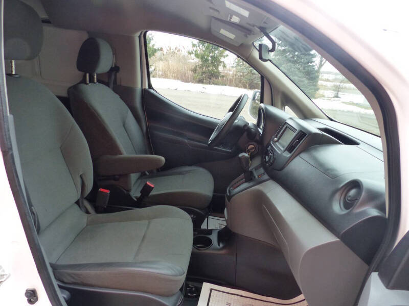 2021 Nissan NV200 SV