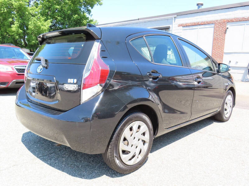 2015 Toyota Prius c Four