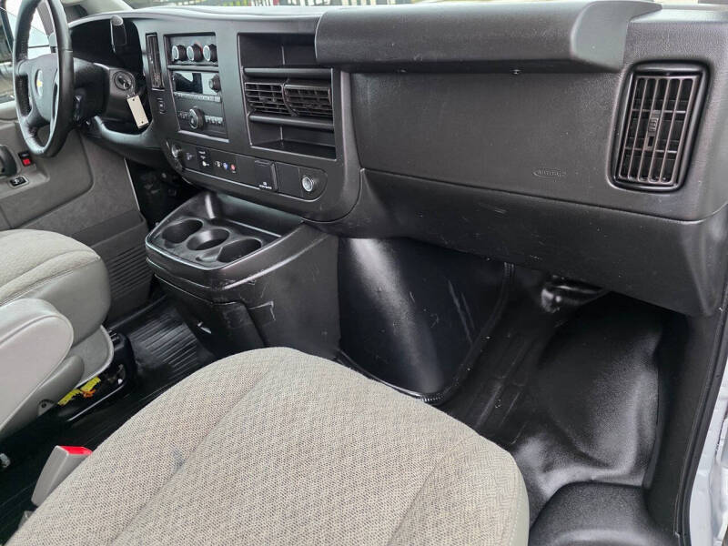 2020 Chevrolet Express 2500