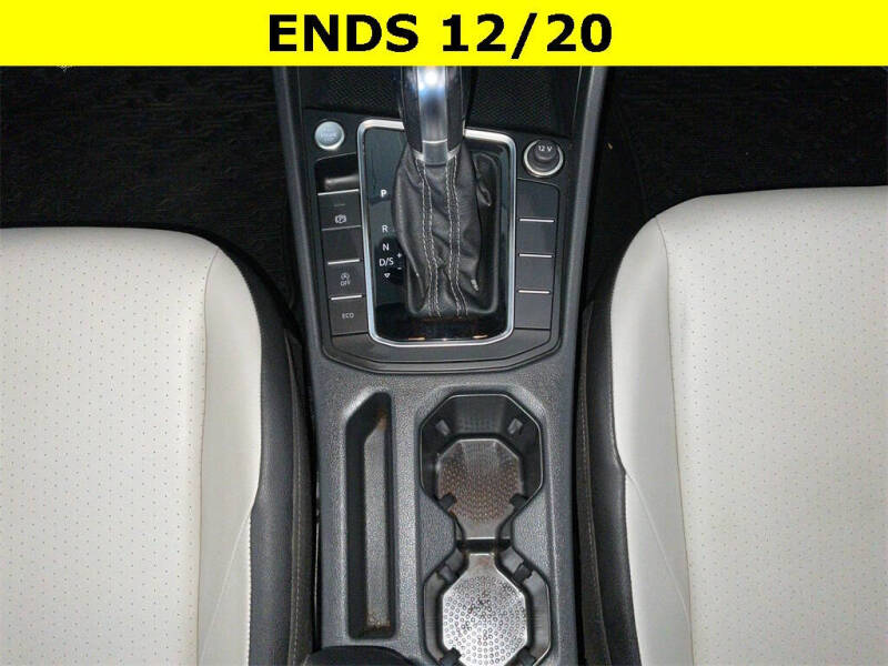 2019 Volkswagen Jetta R-Line