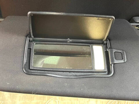 2016 Volvo XC90 T8 eAWD Momentum