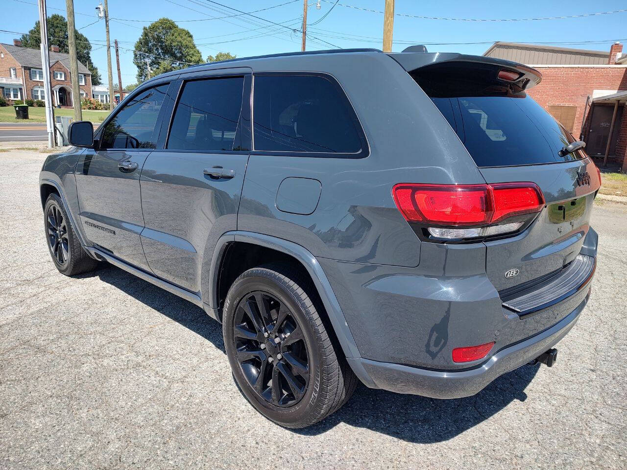 JeepGrand Cherokee6