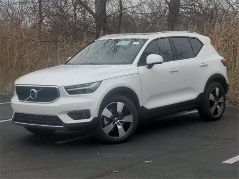 2021 Volvo XC40