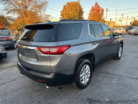 2020 Chevrolet Traverse LT Cloth