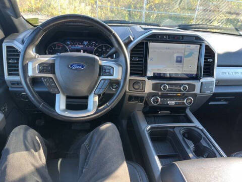 2022 Ford F-350 Super Duty Lariat