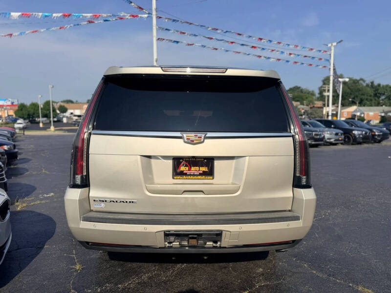 2015 Cadillac Escalade ESV Luxury